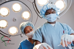 Doctors beginning to operate